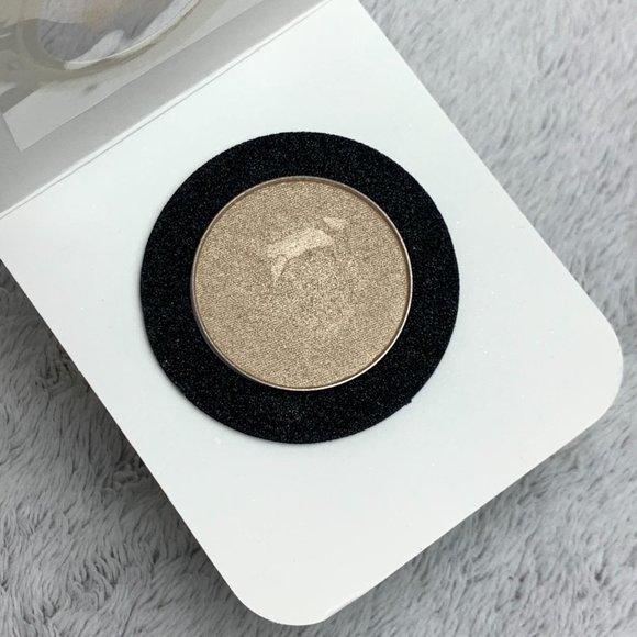🥰OFRA COSMETICS EYESHADOW IN MILLENIUM GOLD - Picture 2 of 3